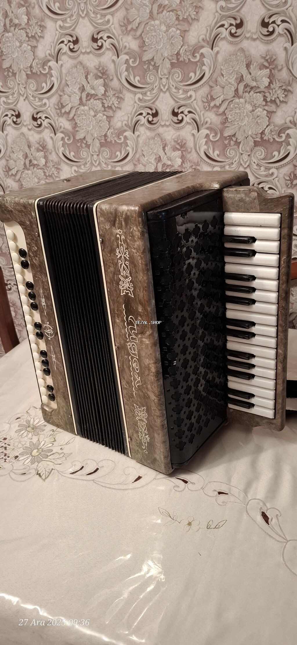 Akustik Akkordeon - şəkil 3