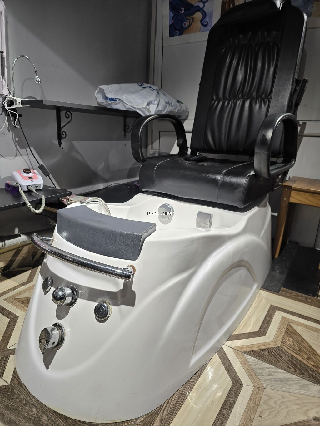 Продаётся профессиональное SPA кресло для педикюра BR-3820D — надёжная