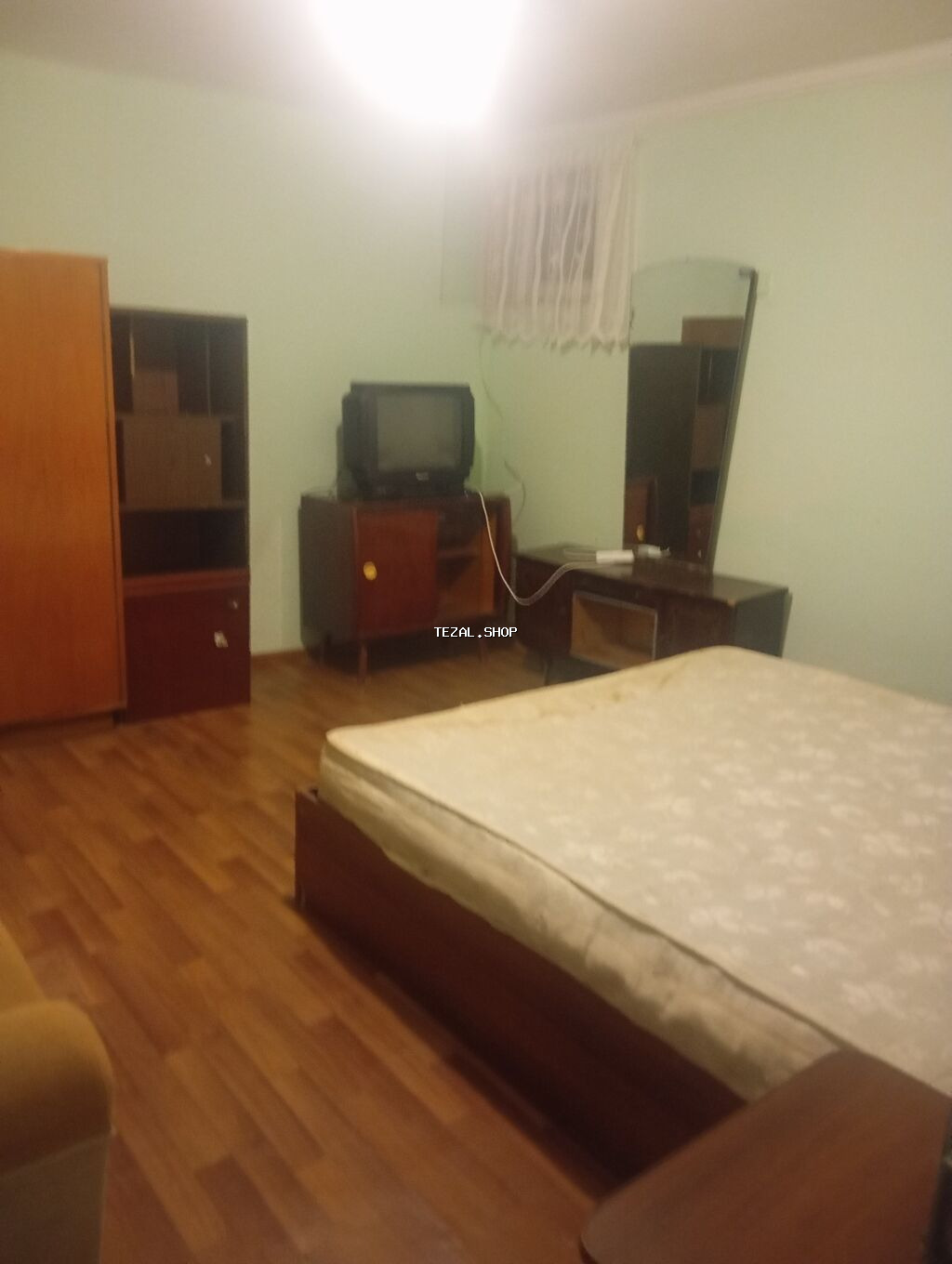 Kirayə üçün ayrıca otaq. Xüsusiyyətlər: - Geniş, işıqlı otaq, laminat - şəkil 3