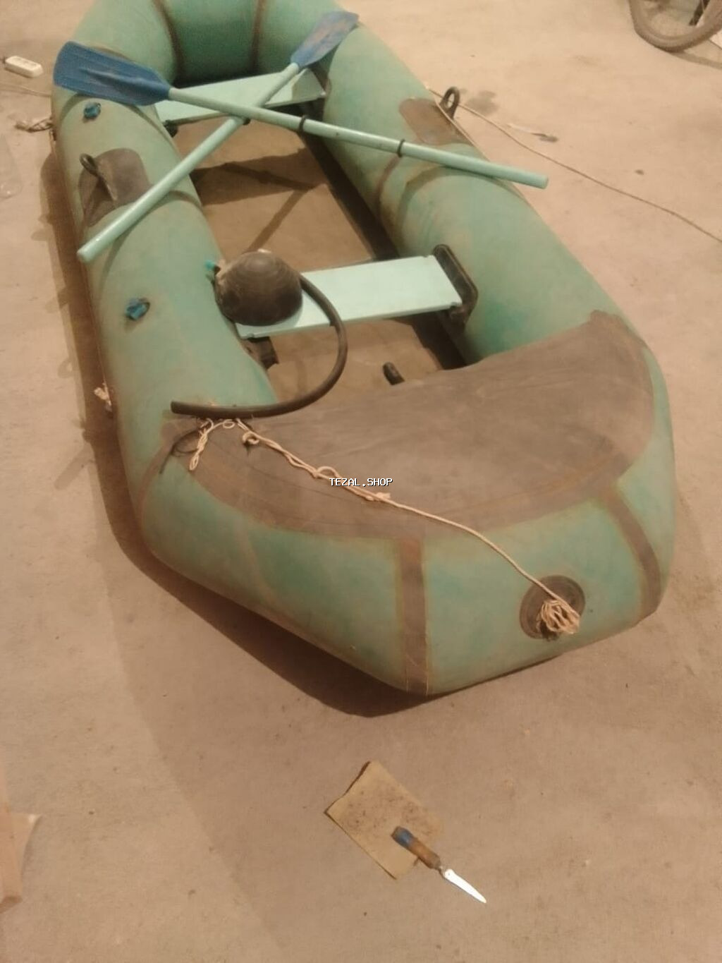 Şişmə qayıq – kürekli, 2 yerlik Xüsusiyyətlər: - Material: qalın