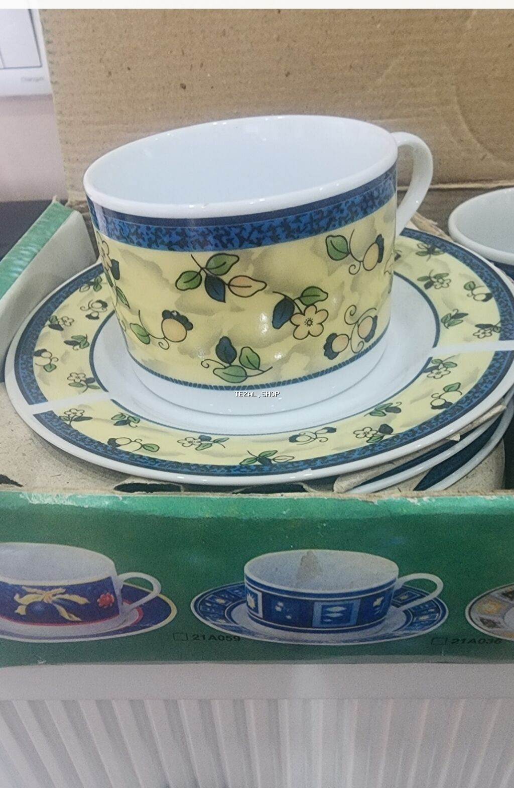 Çay dəsti, rəng - Sarı