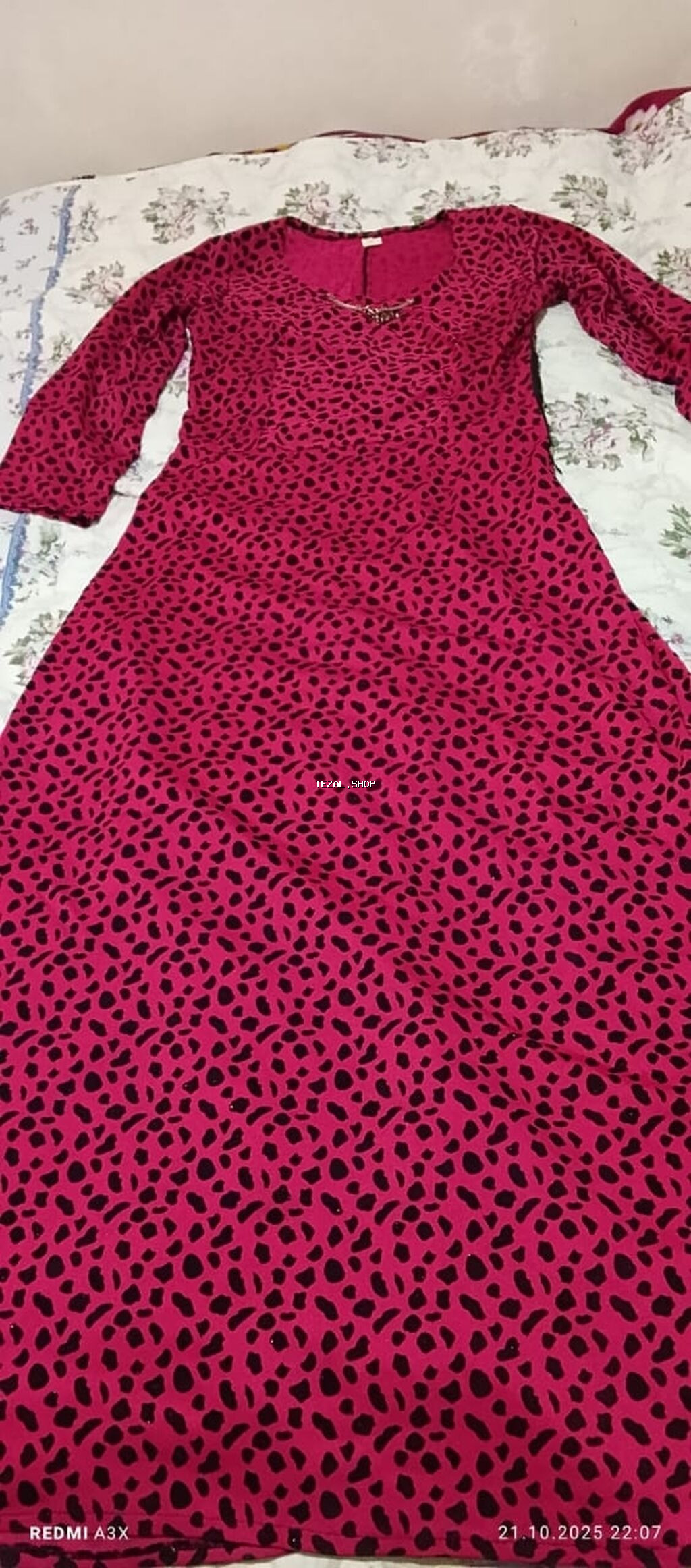 Hamısi bir yerde 80 mQadın paltarları dəsti - Uzun qollu, uzun ölçülü