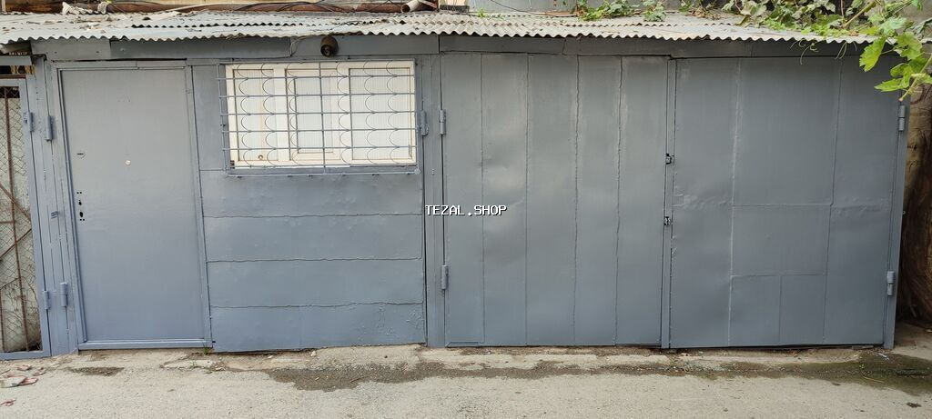 Metall qaraj/boksa bənzər anbar sahəsi - Kənardan tam metal