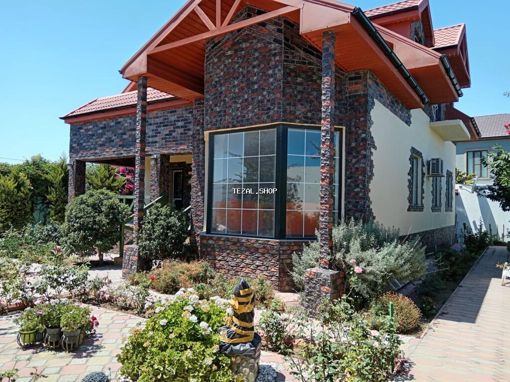 Fasad üçün dekorativ daş üzlük – qaya fakturalı klinker panellər -