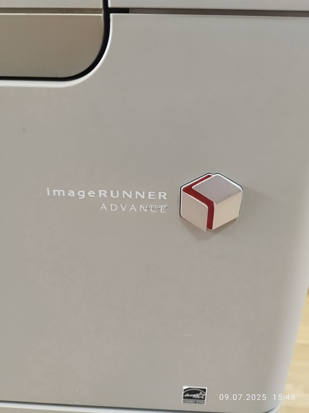 Canon imageRUNNER ADVANCE çoxfunksiyalı ofis aparatıdır. Aşağıdakı - şəkil 2