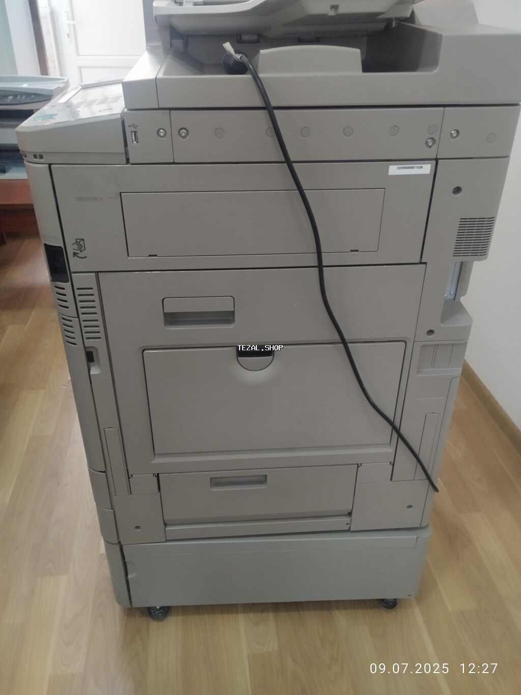 Canon imageRUNNER ADVANCE çoxfunksiyalı ofis aparatıdır. Aşağıdakı - şəkil 3