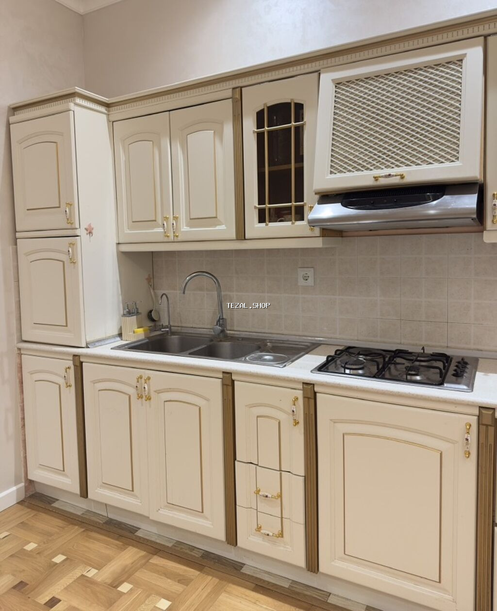 Klassik üslubda mətbəx mebeli dəsti - Rəng: krem və qızılı dekor - şəkil 5