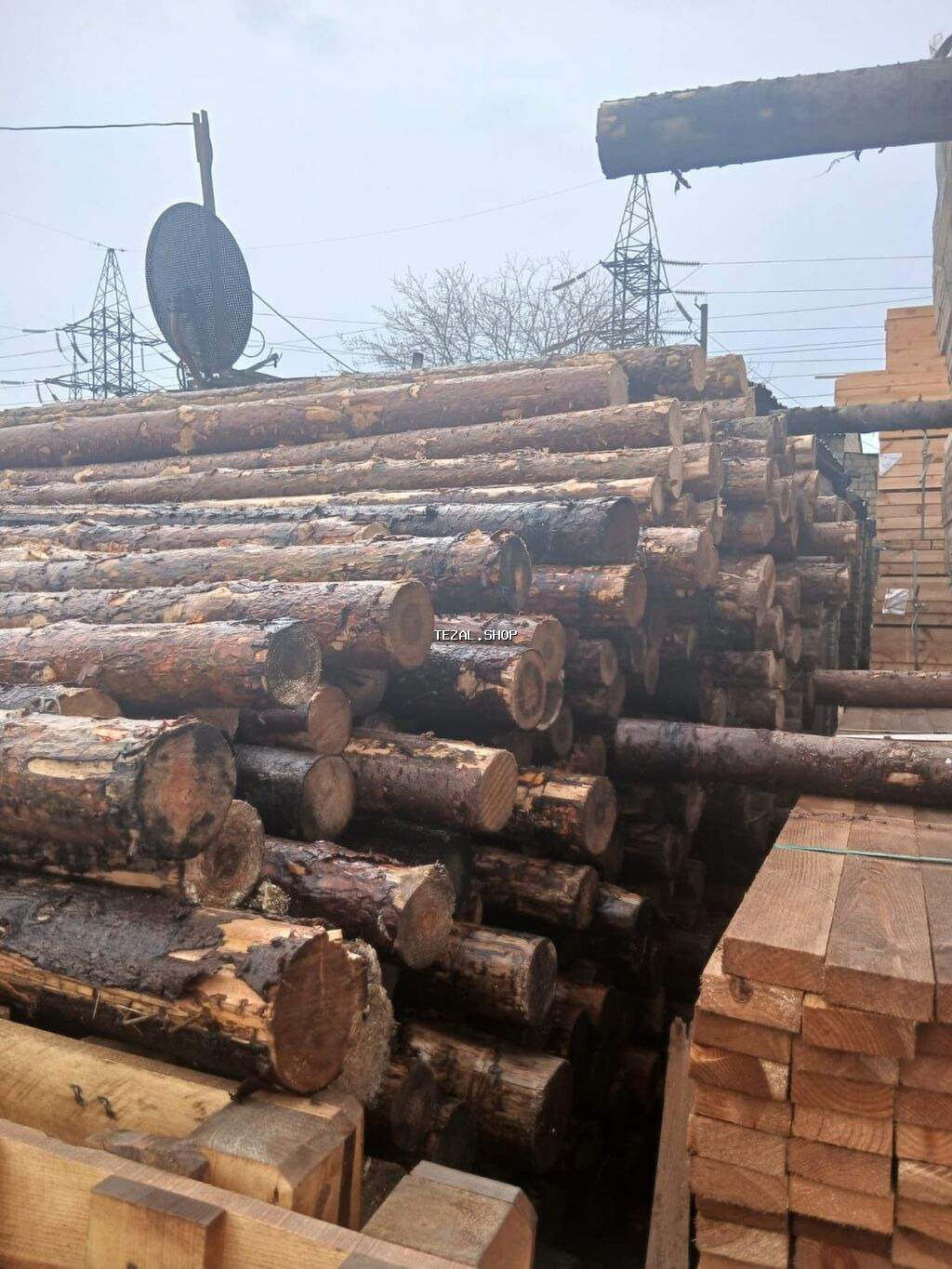 Məhsul: Şam ağacından yumru dirəklər və taxta materialları Təsvir: -