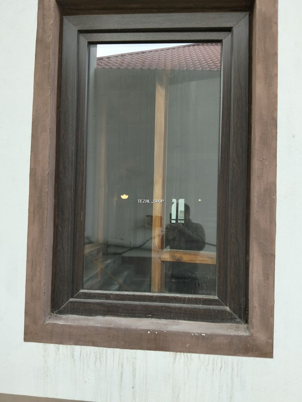 Türk isdesali qara plassik pencereler eni 1 metir hündürlüyü 1.50 6