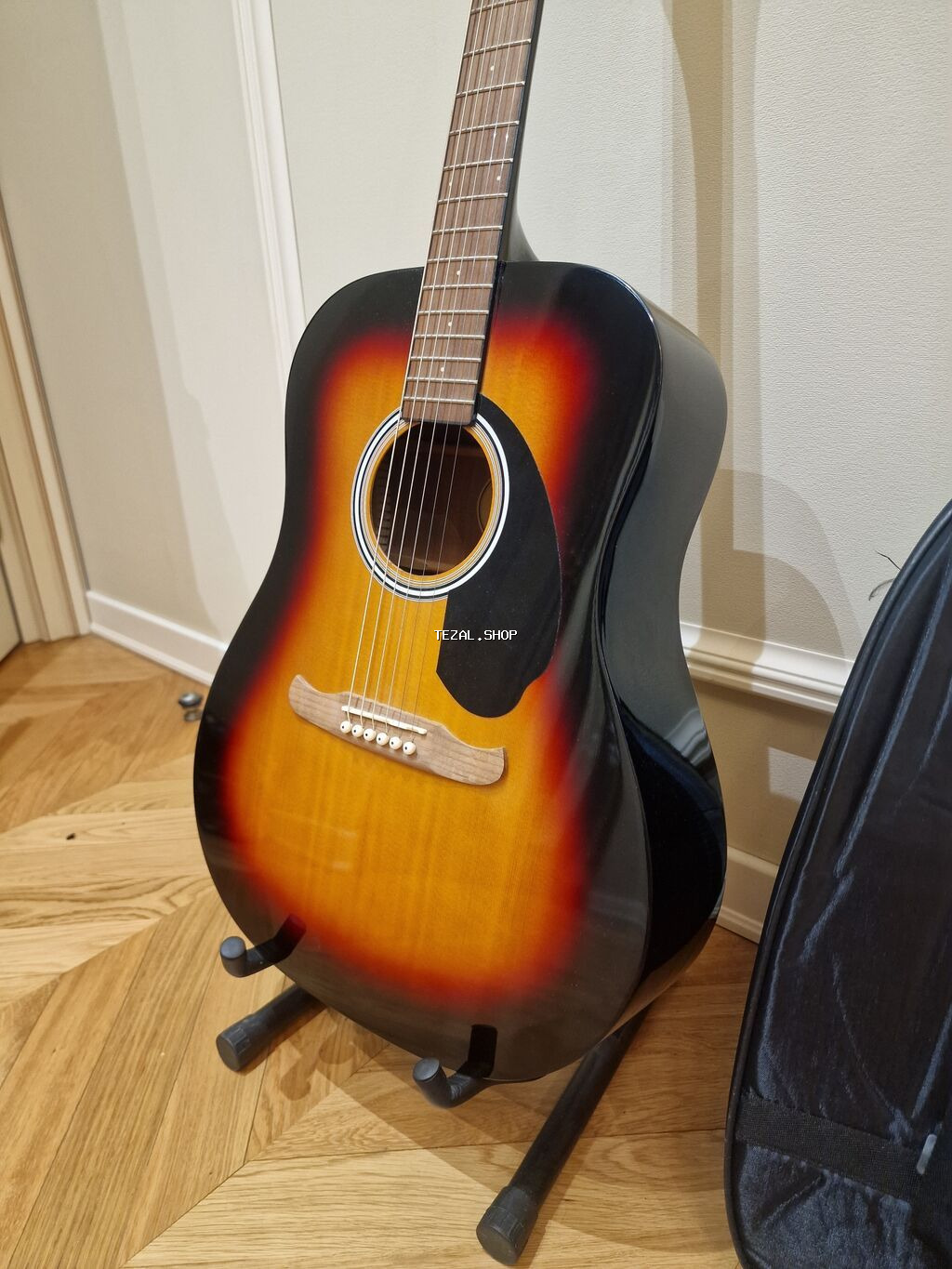 Akustik gitara, Fender, 6 sim