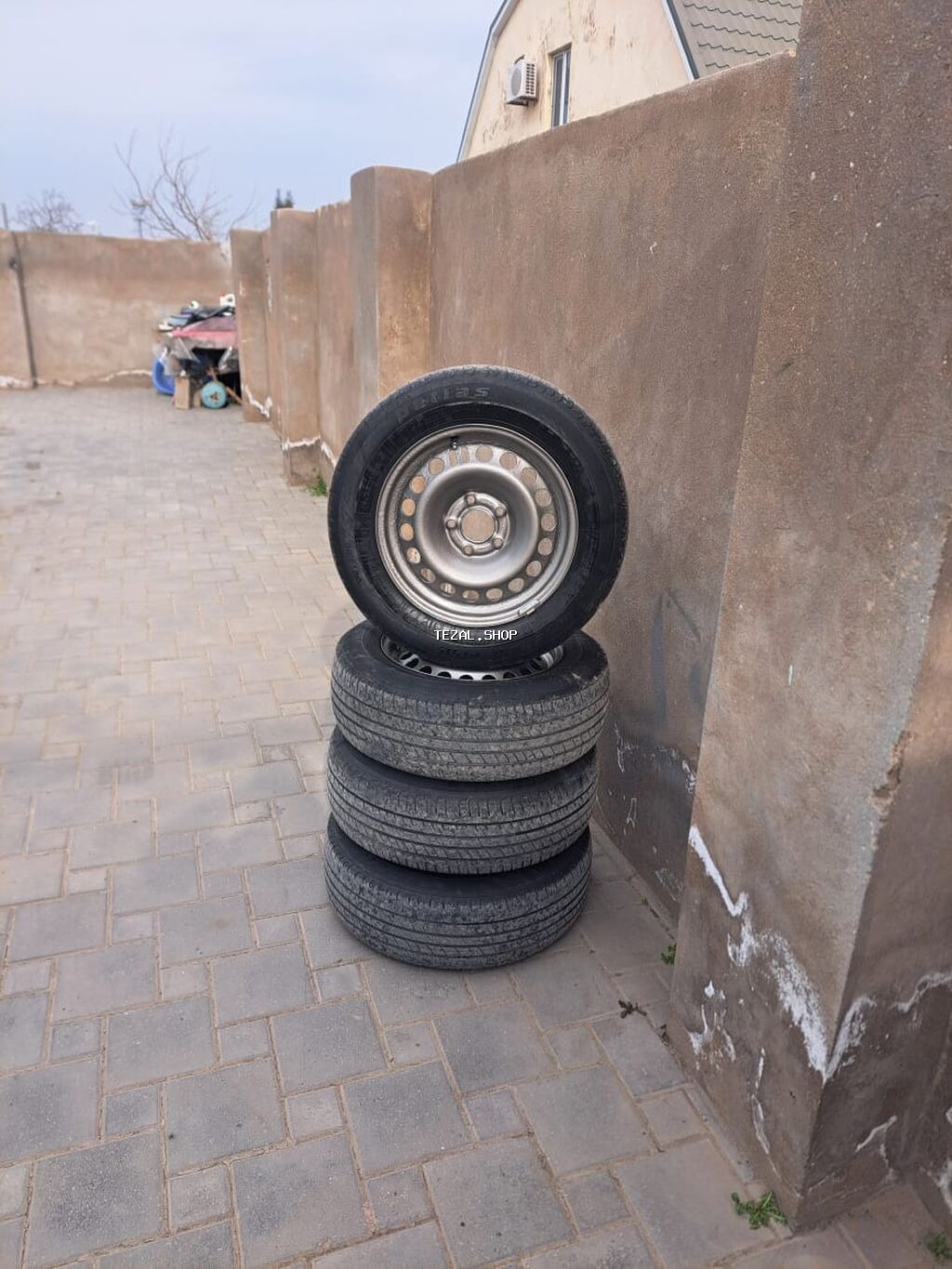 Disk təkər 215 / 65 / R 16, 5 Boltlu