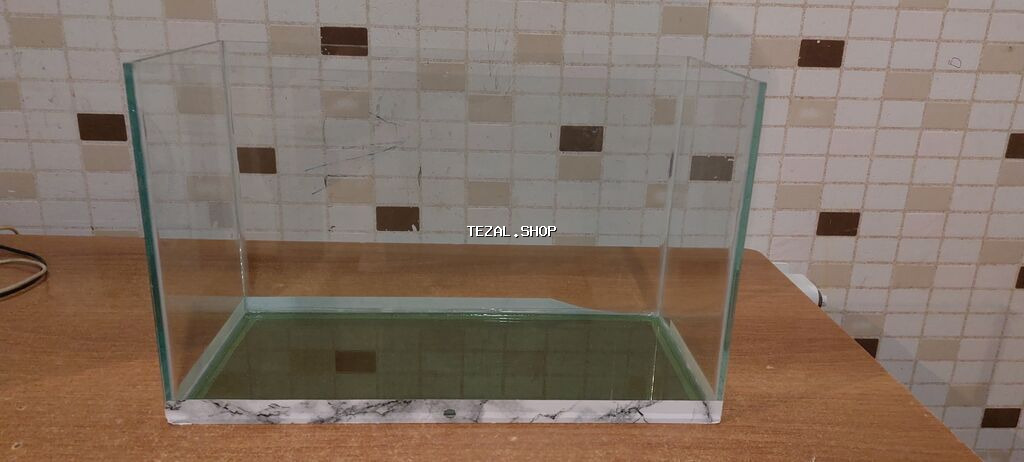 Akvaryum – ölçülər -- uzunluq 35 sm / eni 16 sm / hündürlük 22 sm/