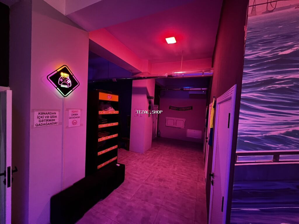 PlayStation oyun zalı / oyun otaqları Xüsusiyyətlər: - PS5, PS4 və