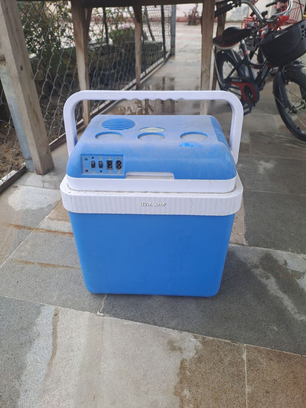 Avto üçün soyuducu, Prikurivateldən, Plastik