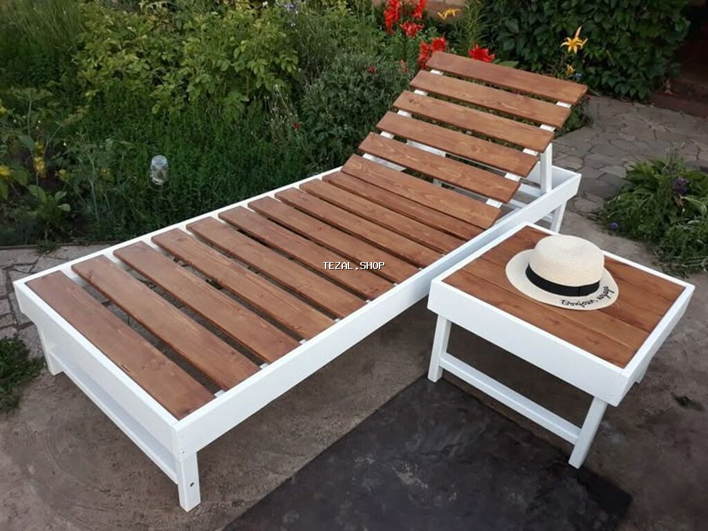 Taxta bağ/terrasa şezlonqu və yardımçı stol - Material: möhkəm təbii