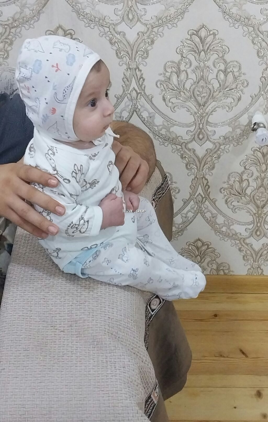 Oz evimde usaga baxiram geceli gunduzlu yaw ferqi yoxdu oz evladlarimi