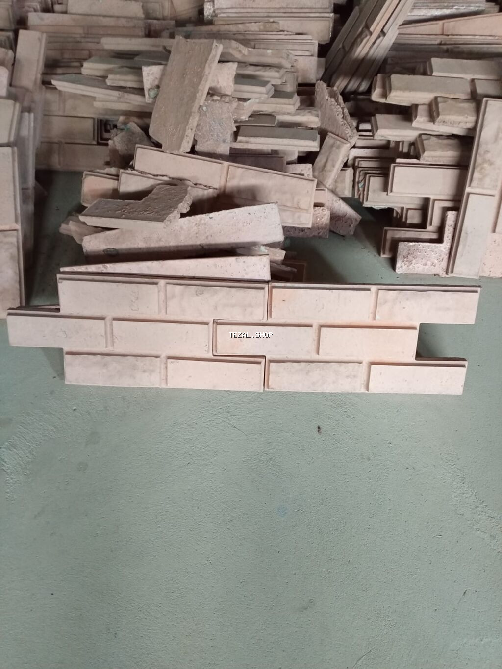 Dekorativ divar panelləri / mozaik daş üzlük elementləri - Material