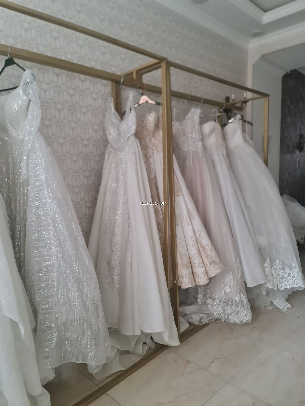 Paltar mağazaları üçün dəmir asilqanlar satılır, cəmi 3 ədəd qiyməti 3