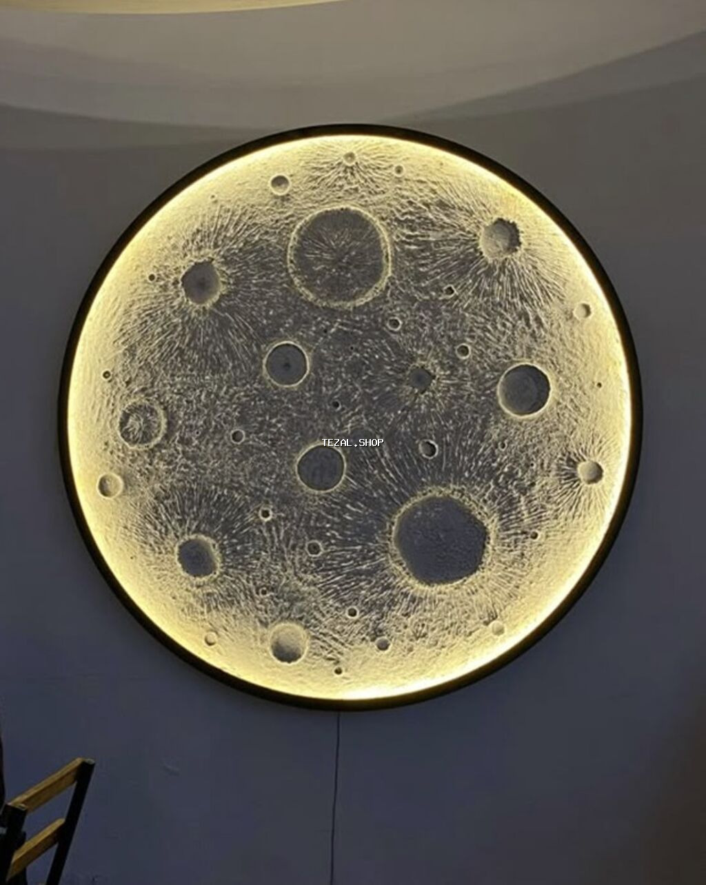 Dekorativ “Ay” LED divar lampası - Dairəvi dizayn: Ay səthinin krater