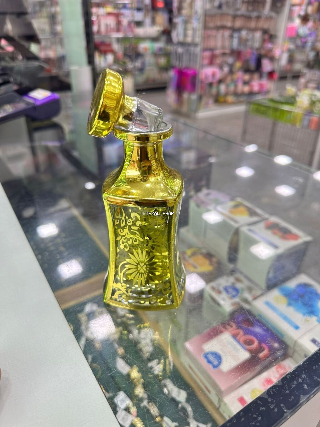 Ətir saxlamaq üçün şüşə qab - Material: qalın şüşə, metalik qızılı