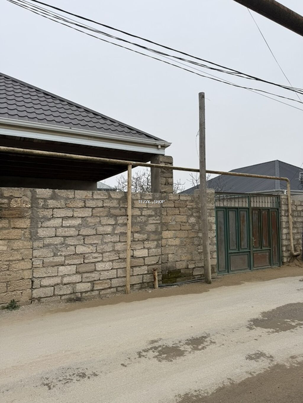 120 kv. m, 3 otaqlı, İşıq, Su, Telefon