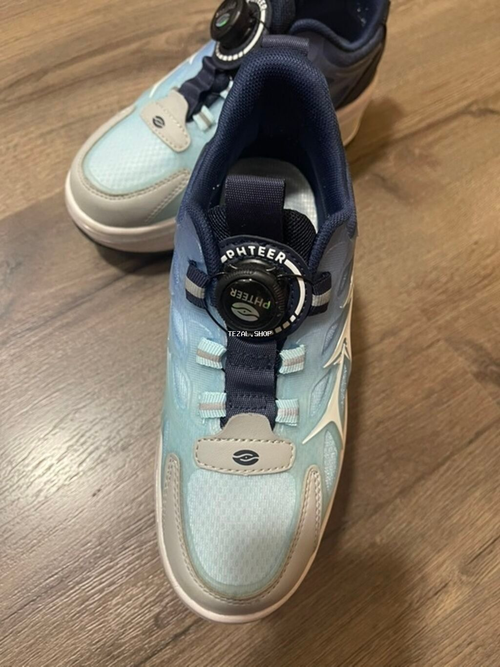 Rulolu idman ayaqqabısı – mavi/boz rəng palitrası - 2-si 1-də dizayn