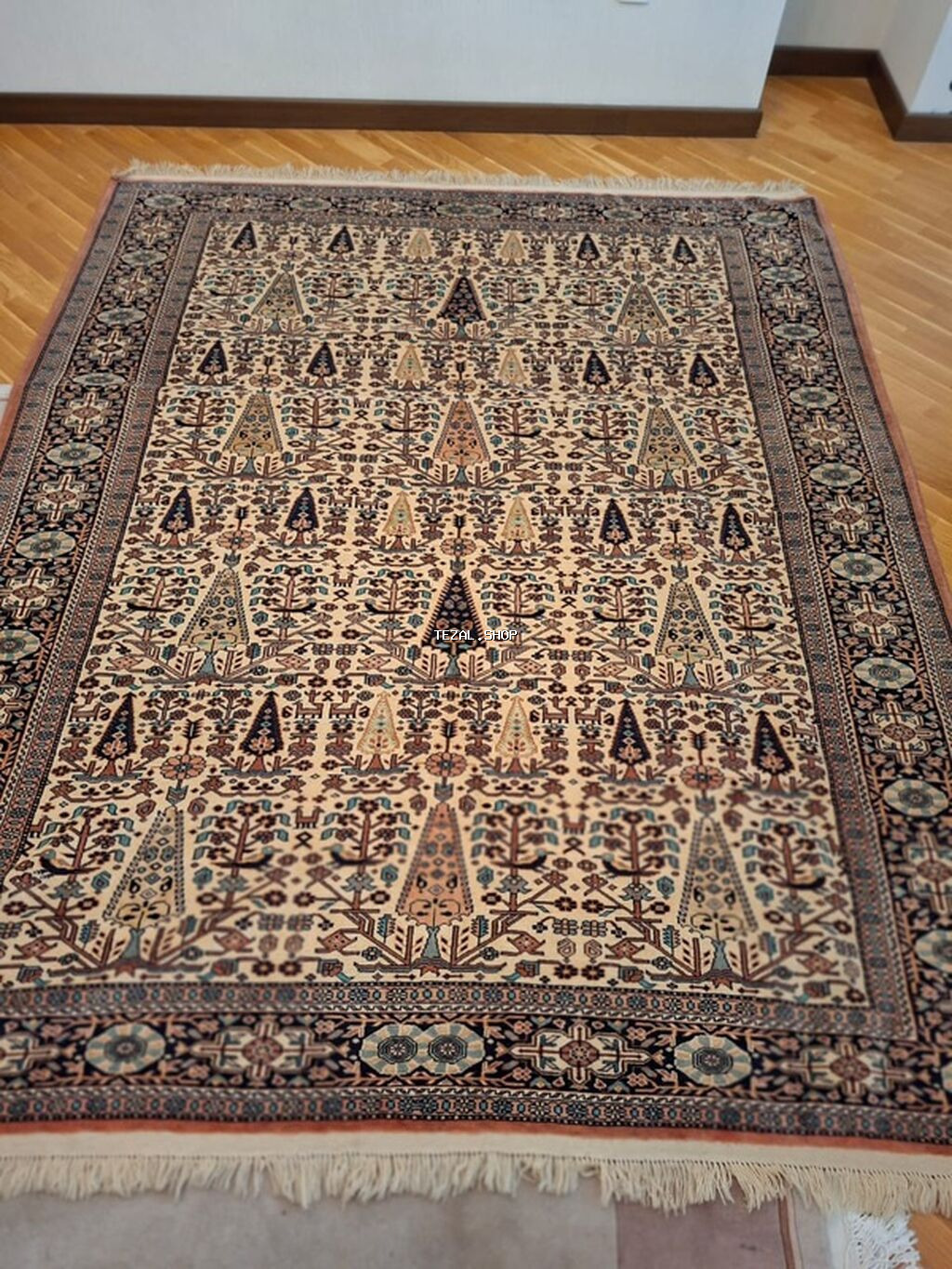 Kolleksiya dəyəri olan, orijinal İrandan gəlmə "Sərv-Bəxtiyari"