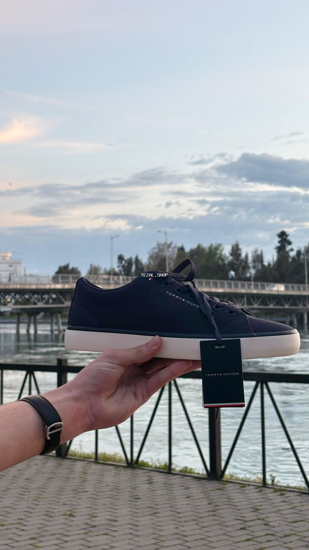 Tommy Hilfiger kişi krossovkasi OriginalDi