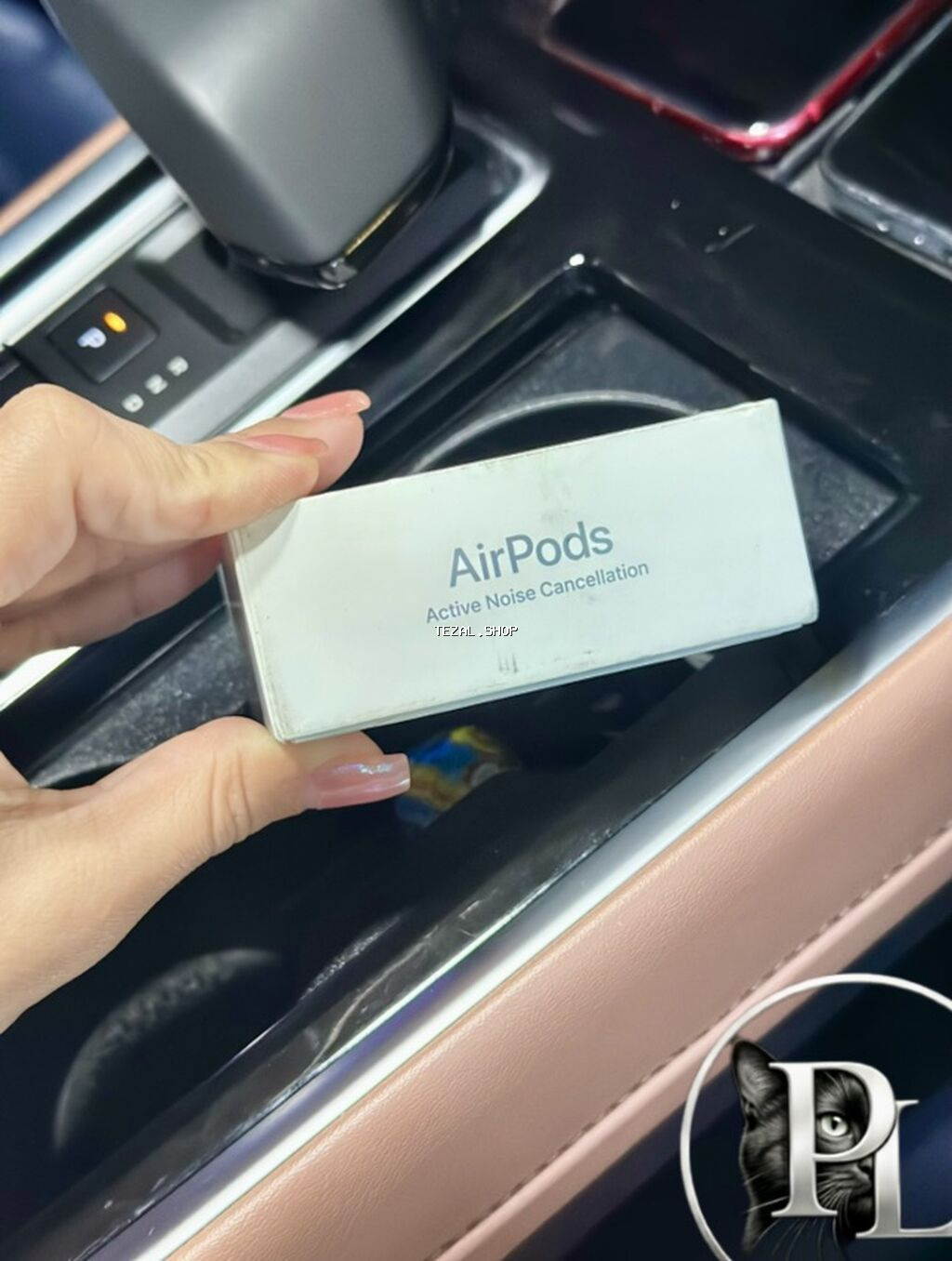 Apple AirPods 4 (aktiv səs-küyün ləğvi ilə) - Qutuda göstərilən - şəkil 2