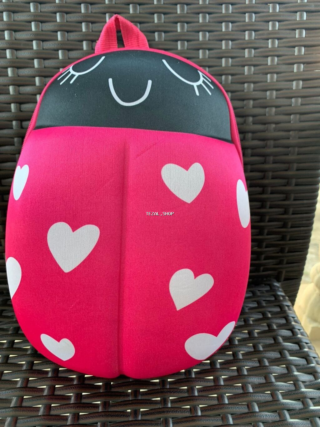 Uşaqlar üçün nəzərdə tutulmuş, şirin uğur böcəyi dizaynlı bel çantası