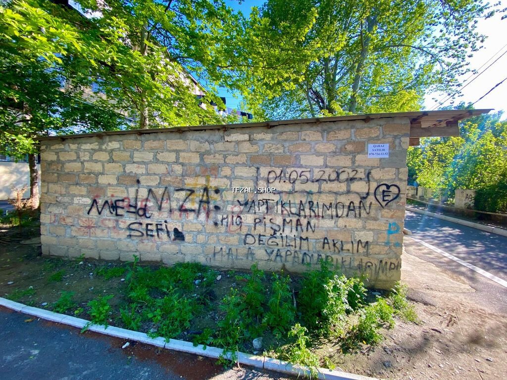 Qaraj Mingəçevir şəhərində Şahmat məktəbinin qarşısında [ miss land ]