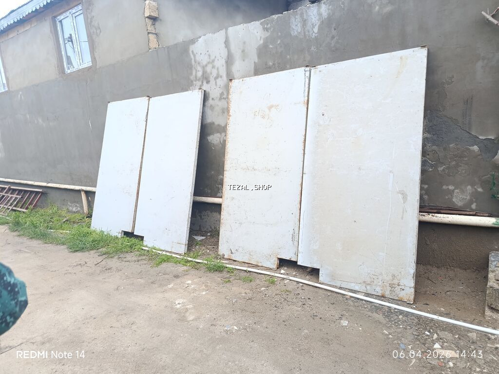 Metalkarkaslı sendviç panel qapılar və çərçivə - Məhsul: Ağ rəngli