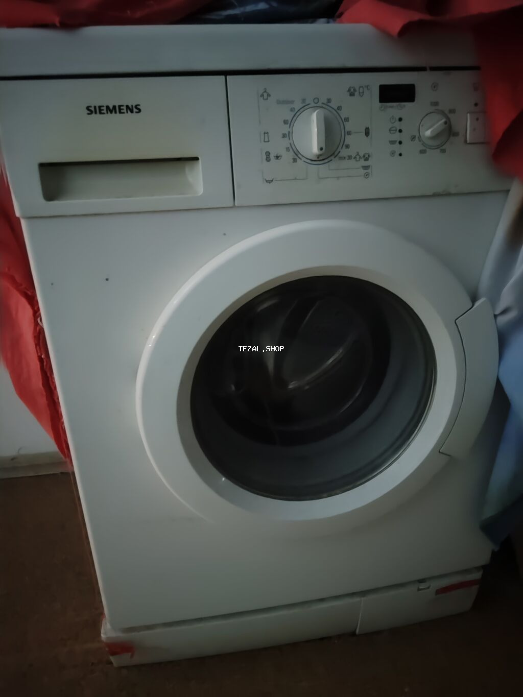 İşlənmiş və barabanı fırlanmayan Siemens önyükləməli paltaryuyan maşın
