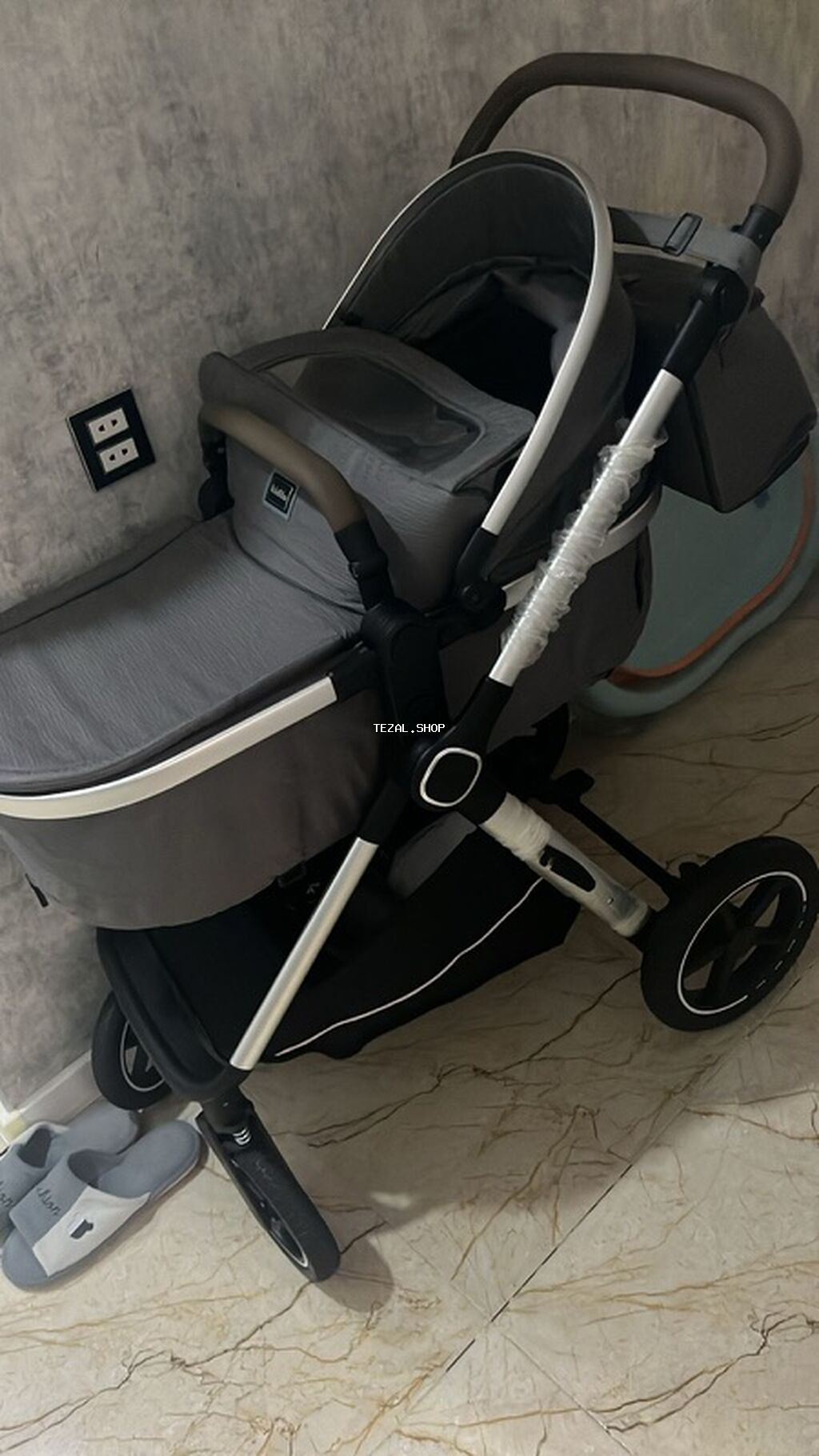 2-i 1-də araba, Kidilo, Yaş: <1 ay