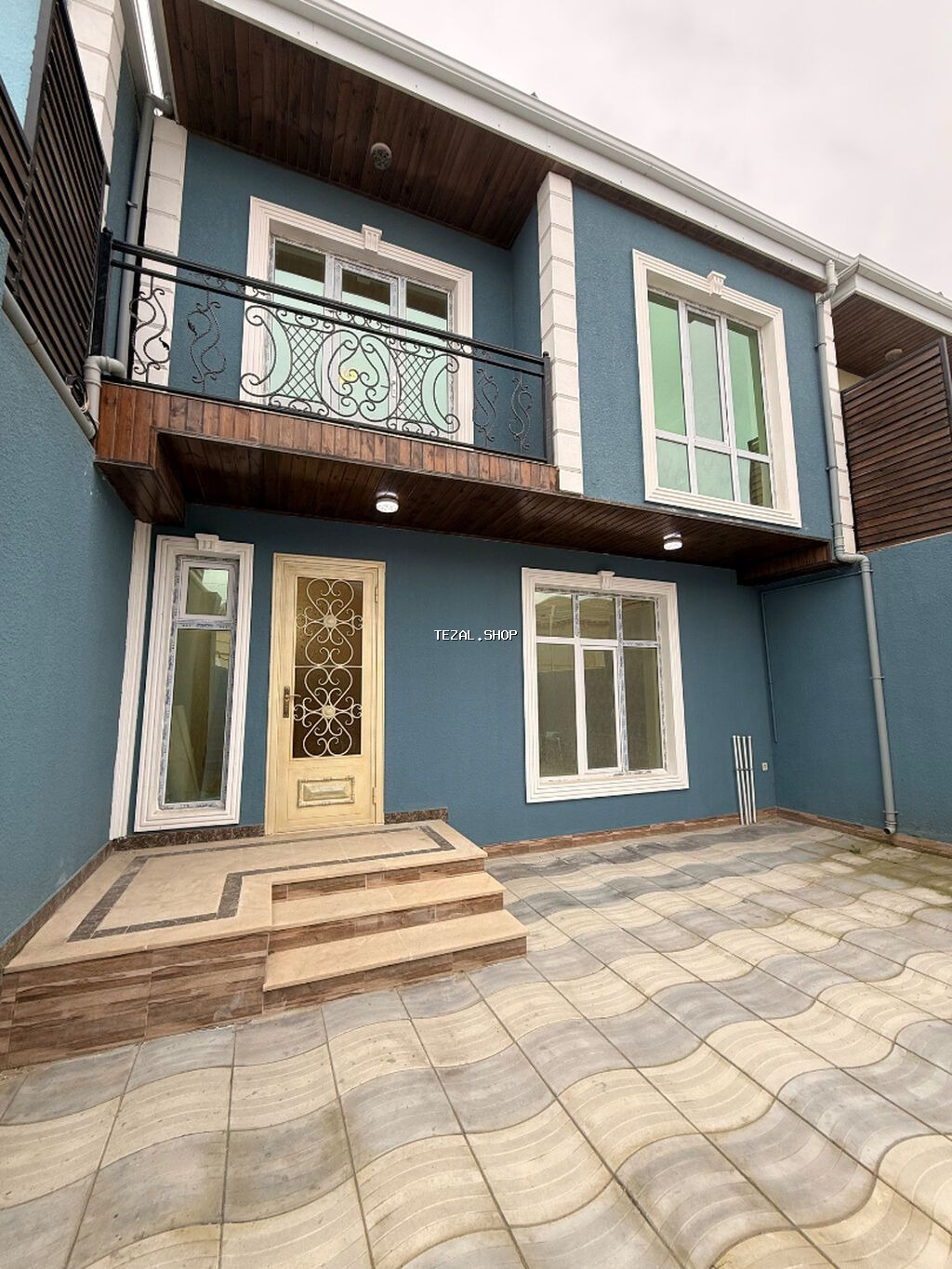 4 otaqlı, 140 kv. m, Yeni təmirli