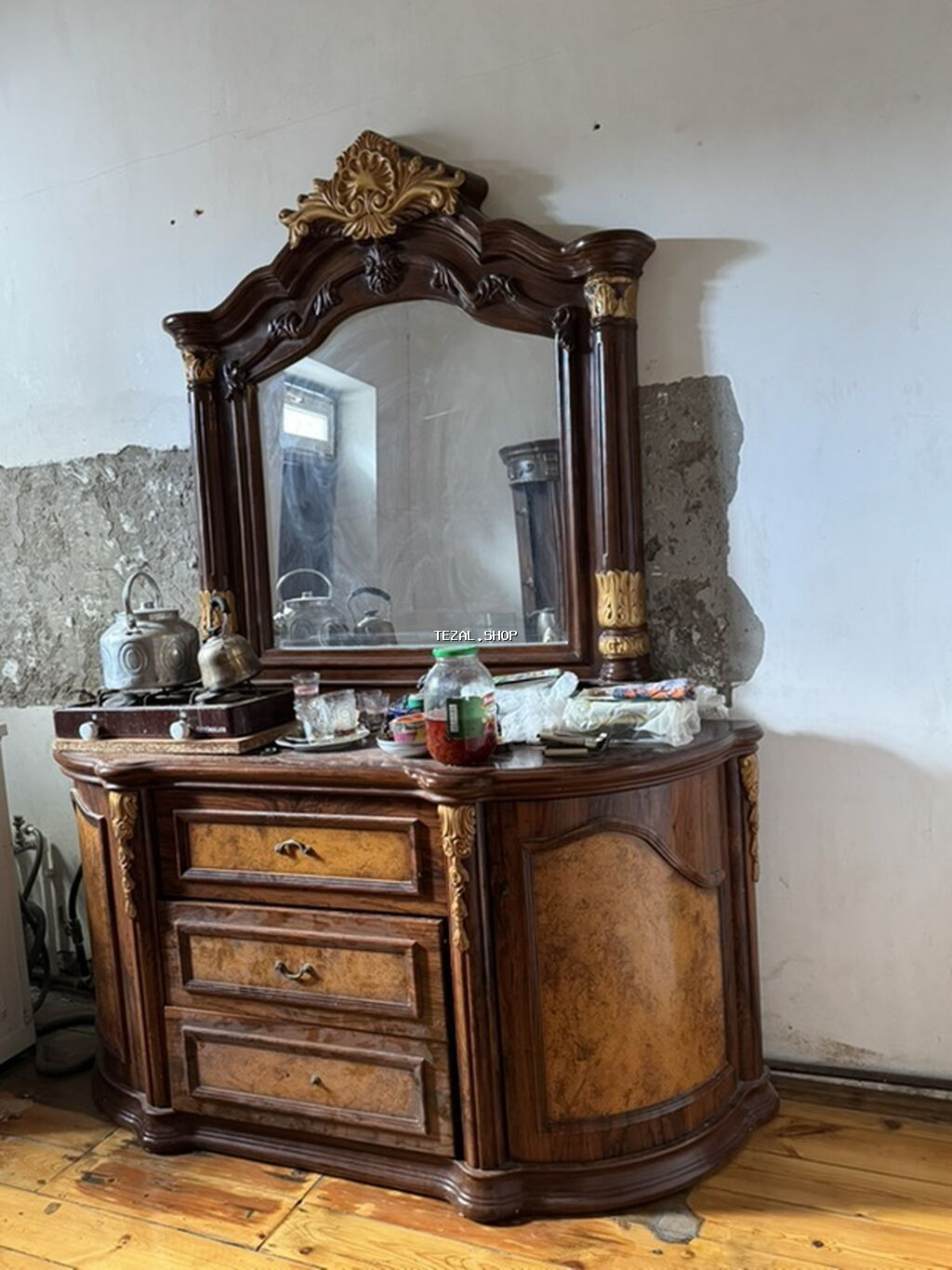 İşlənmiş, Güzgülü, Azərbaycan