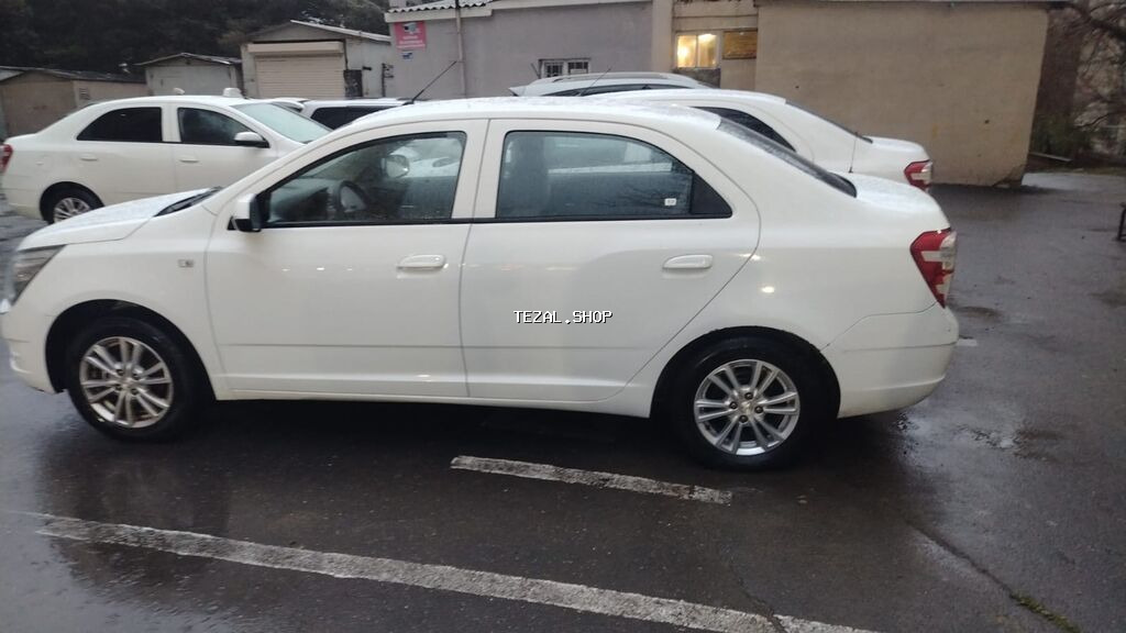 Taksi sürücüsü tələb olunur, Şəxsi nəqliyyat vasitəsi ilə, Gündəlik ödəniş, 1-2 illik təcrübə