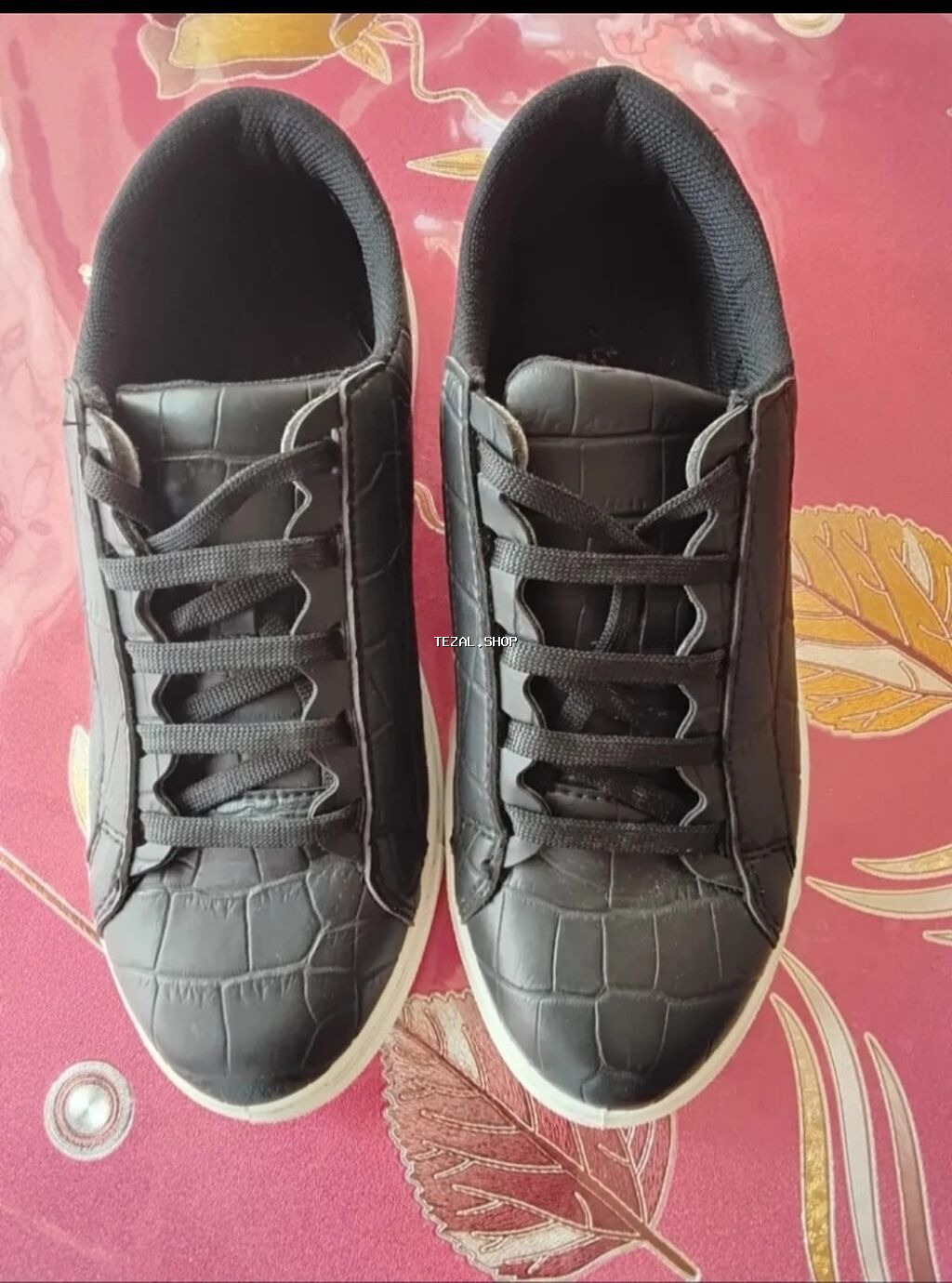 Кожаные чёрные кеды. Размер 36. В отличном состоянии. Покупала в - şəkil 2