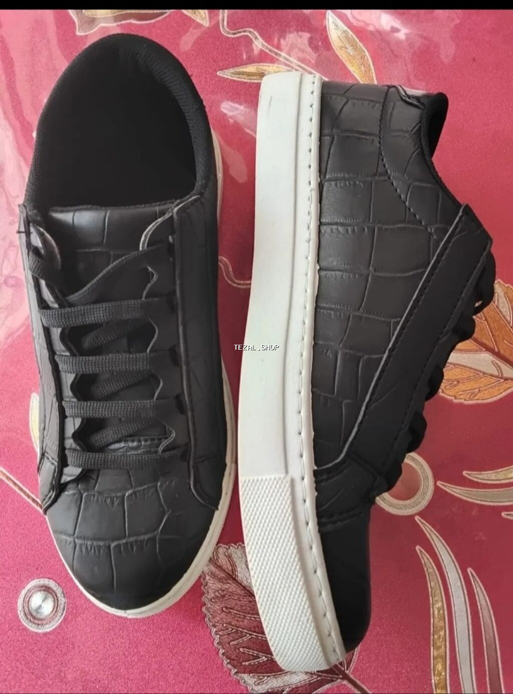 Кожаные чёрные кеды. Размер 36. В отличном состоянии. Покупала в - şəkil 3