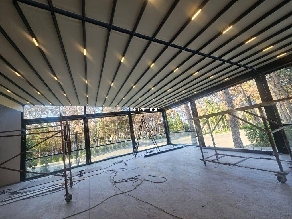 Panoram şüşə sistemləri və avtomatik pergola-tent tavan Məkanlar üçün