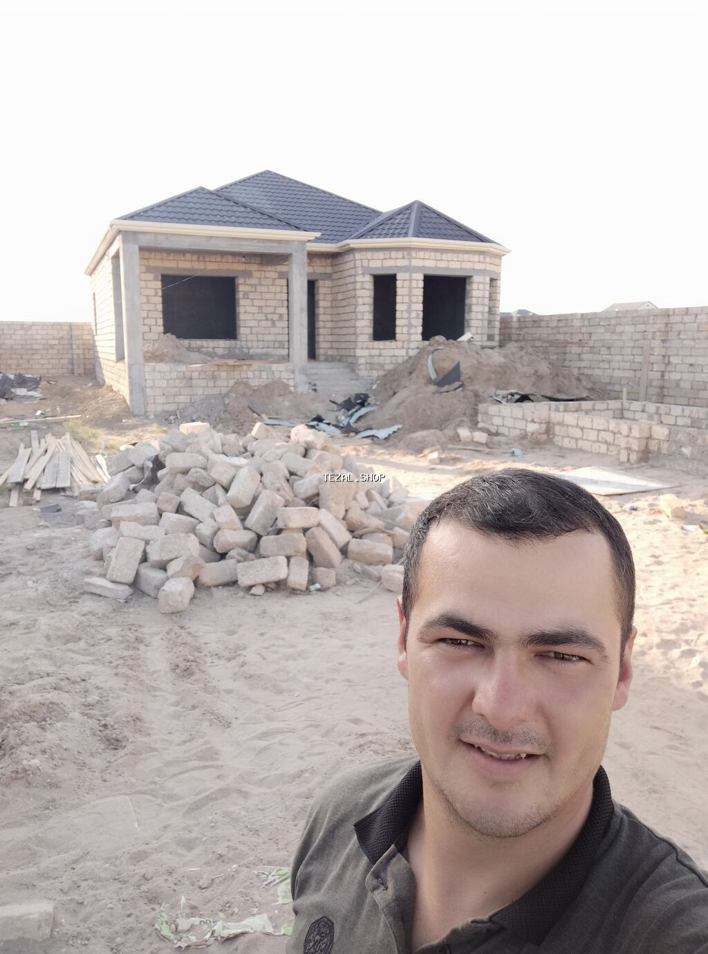 Müasir damların yığılması və təmiri ilə məşğul oluruq işimiz tam