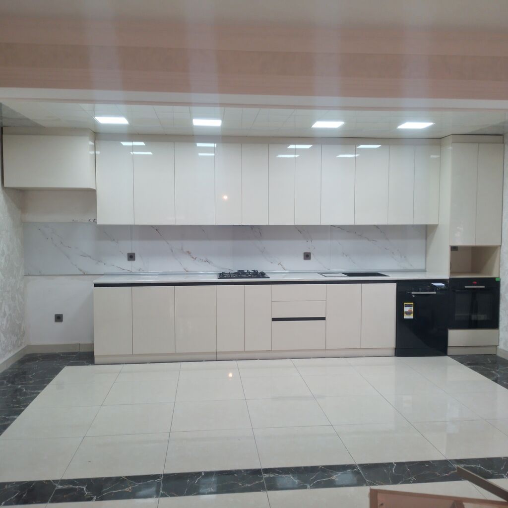 Sifarişlə mətbəx dəsti, Özü çəkən petlələr, Sadə laminat, Kredit yoxdur