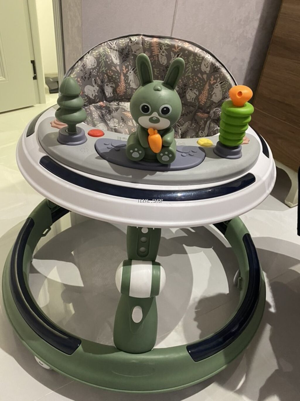 Yenidir .Istifade edilmeyib 40azn Unvan:xirdalan . Uşaq gəzdirən -