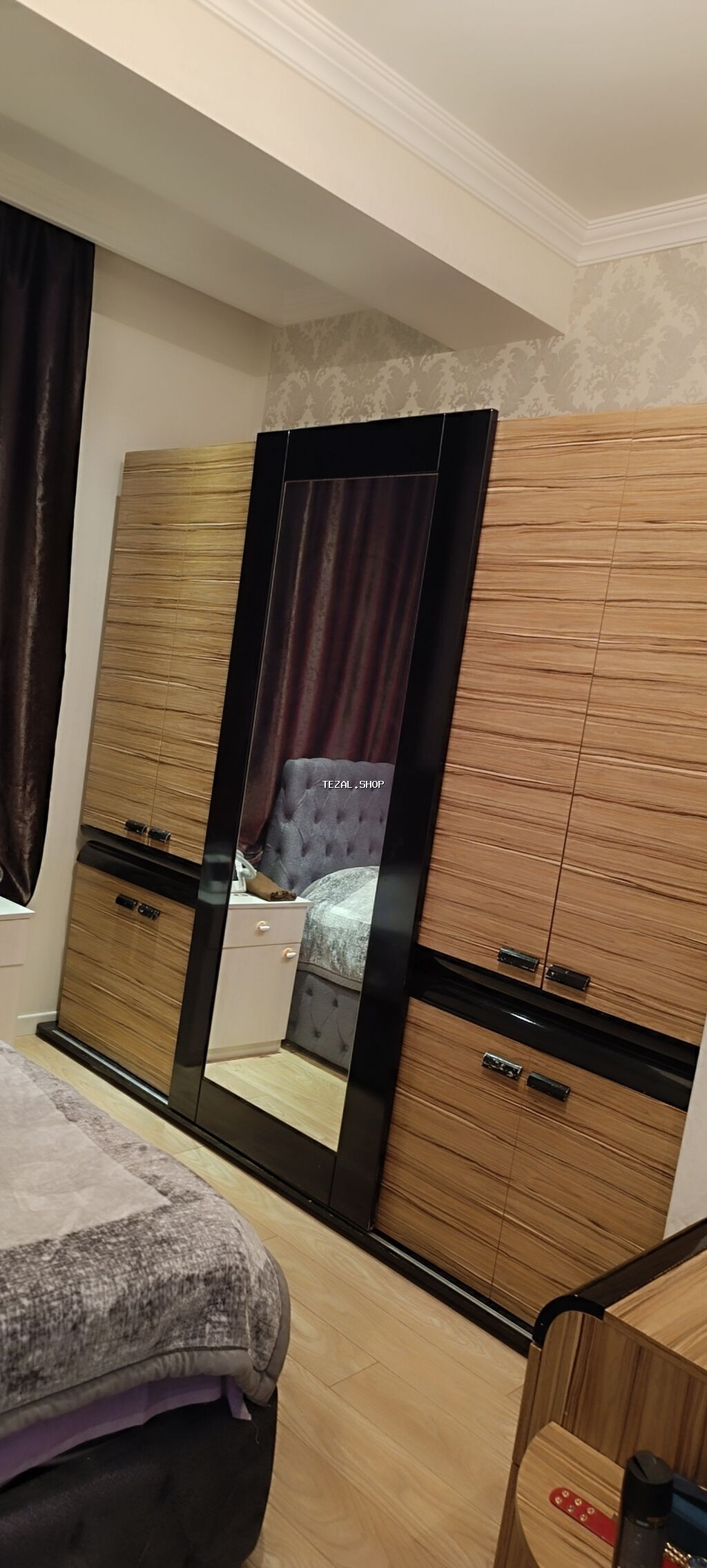 3 qapılı, Güzgülü, Qara, Taxta, Kupe, Düz dolab - şəkil 2