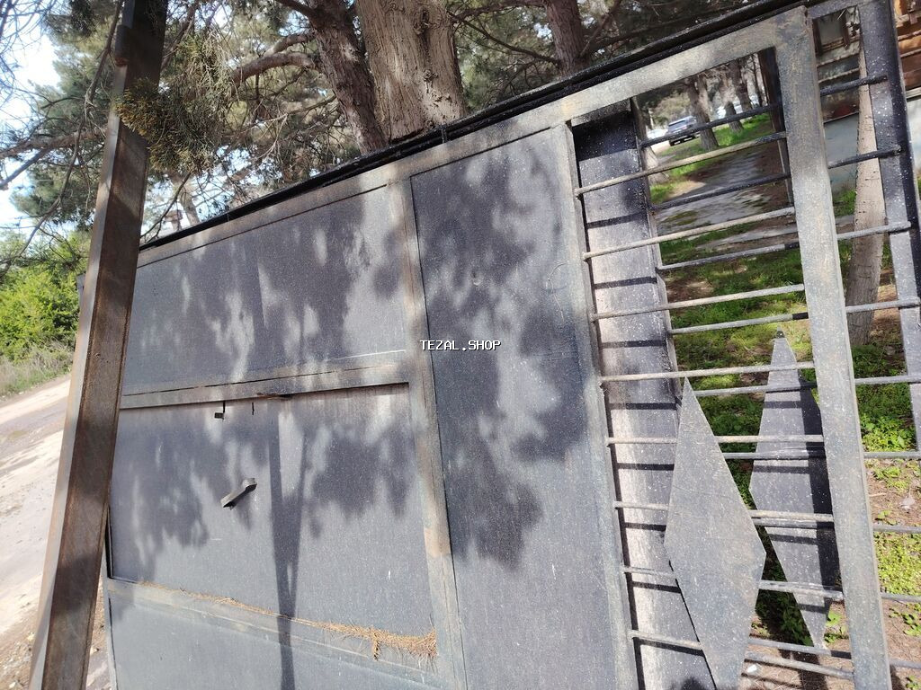 Dəmir darvaza paneli - Material: qalın metal/dəmir konstruksiya - Tək