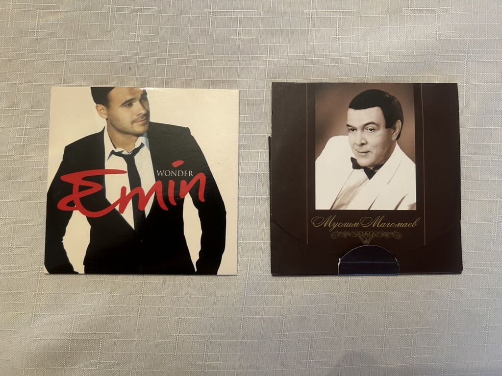 Satılır: 2 ədəd musiqi CD-si (karton qutuda). 1) Emin – “Wonder” -