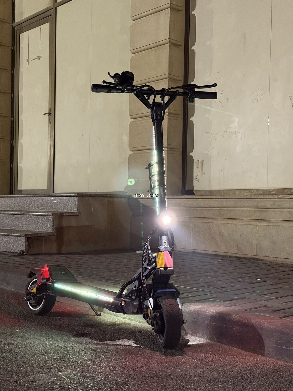 Dualtron Aminia Long az iwlenib tecili satilir hec bir problemi yoxdu