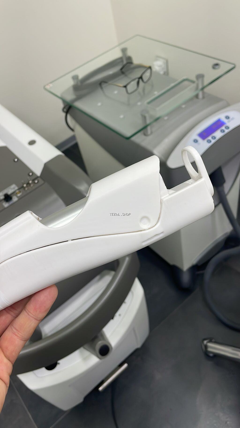 Salam. Məhsul çox az istifadə olunub, ideal vəziyyətdədir. Üstündə - şəkil 2