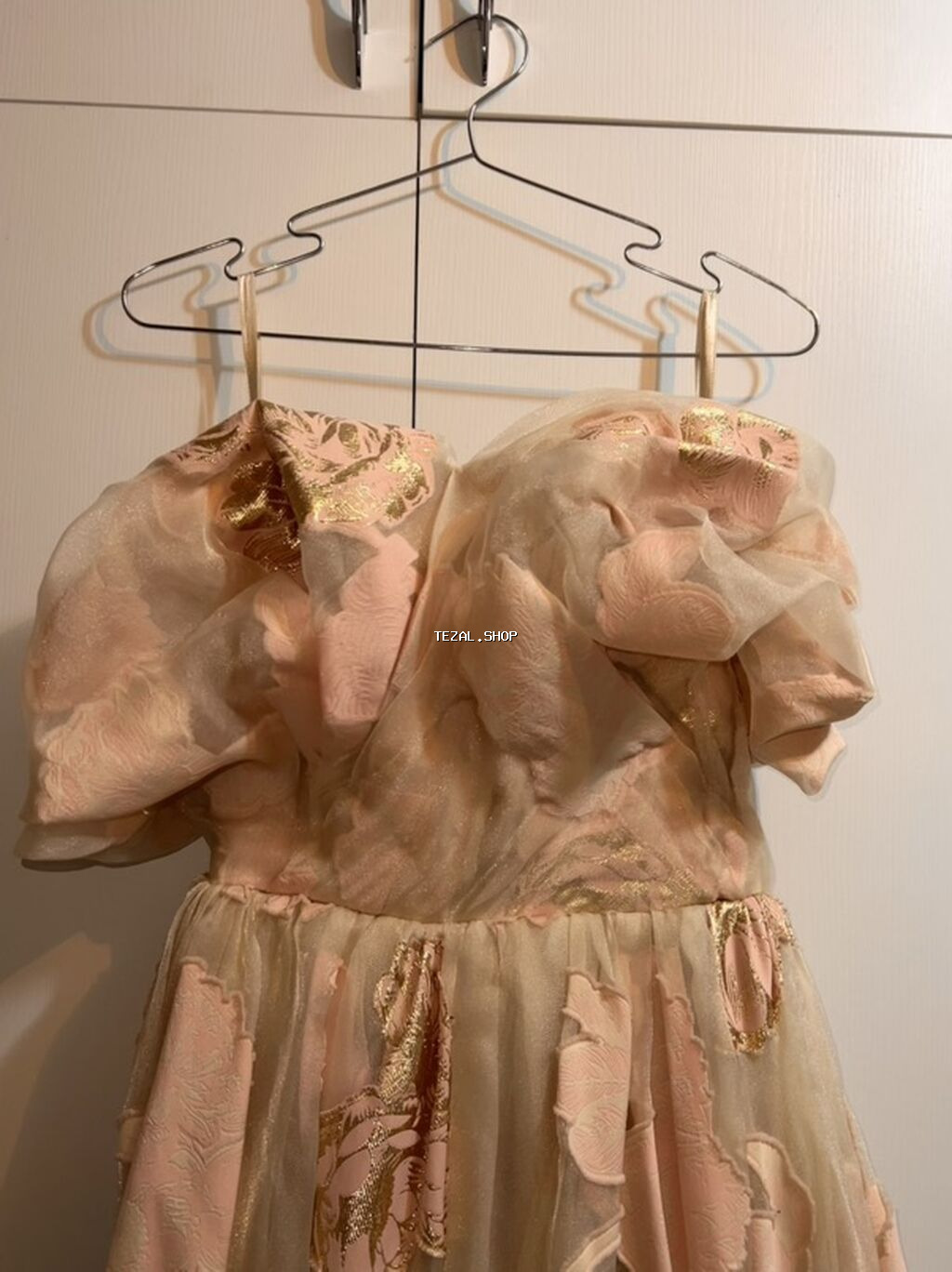 Ziyafət donu, Maksi