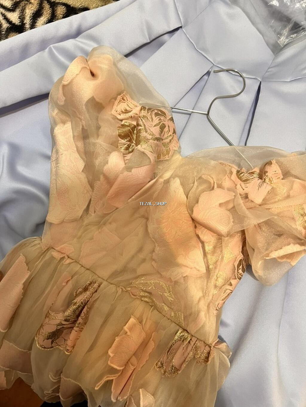 Ziyafət donu, Maksi - şəkil 2